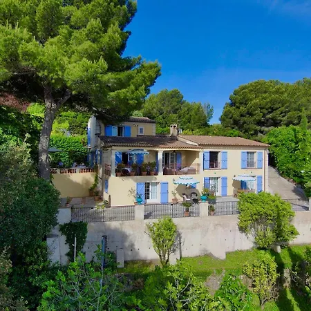 Le Port D'attache 4*