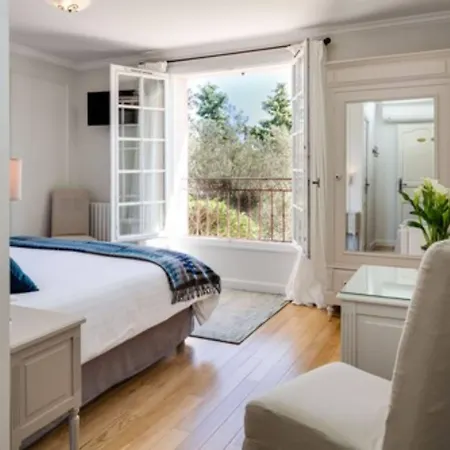 Le Port D'attache 4*