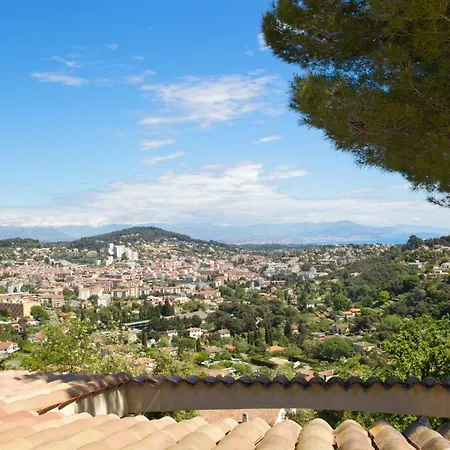 Le Port D'attache Bed & Breakfast