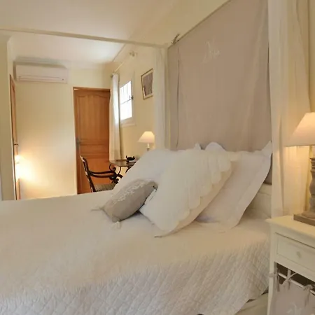 Le Port D'attache Vallauris