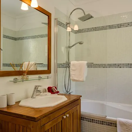 Bed & Breakfast Le Port D'attache Vallauris